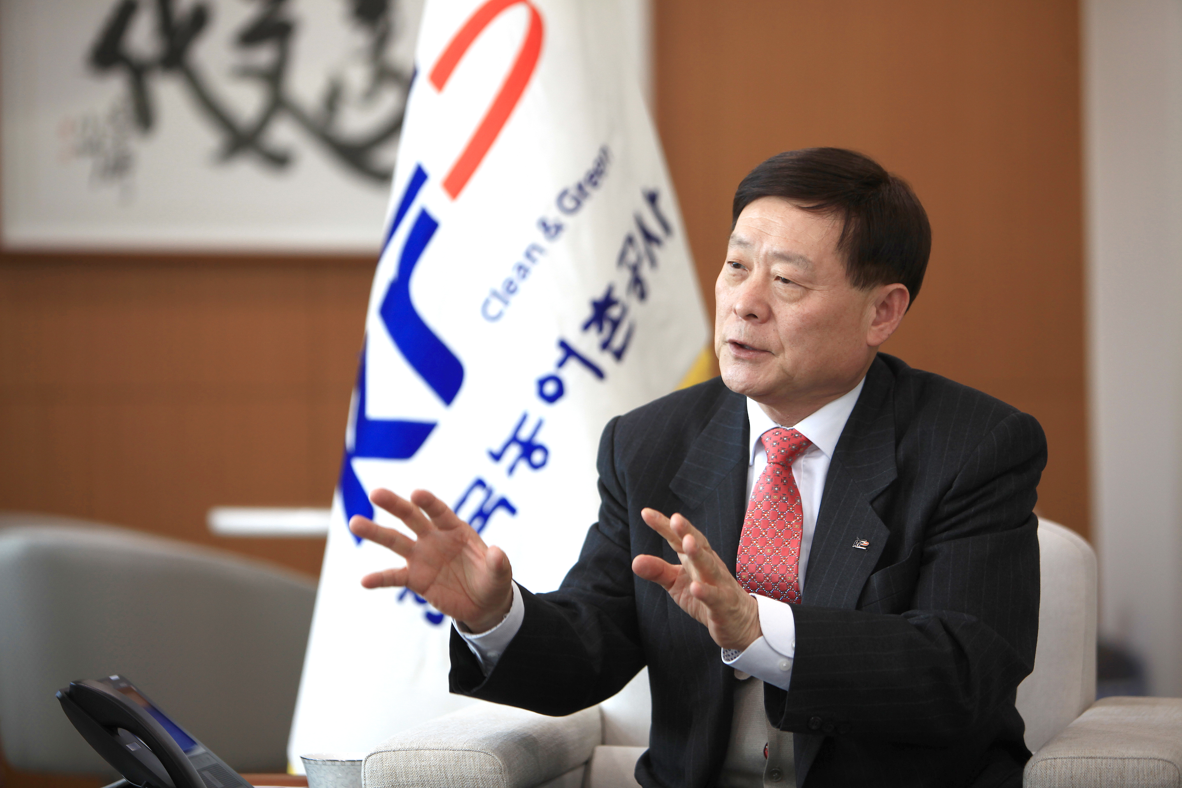CEO 아주경제 인터뷰